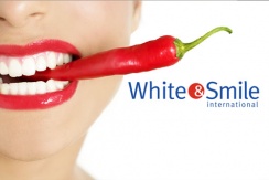 Скидка выходного дня в студии безопасного отбеливания зубов White&Smile