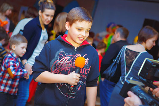 Школа телевидения-радио-кино «Созвездие» объявляет набор детей и молодежи по направлению «телевидение и кино».