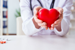 Комплексное обследование у врача кардиолога со скидкой до 40%