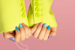 Маникюр или педикюр с покрытием на Советской