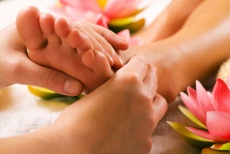 New!* SPA - массаж для ног со скидкой 73% в салоне красоты «Афродита»! 