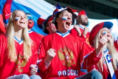 Аквагрим футбольным болельщикам от профессионального мастера-аквагримёра Олеси Хатунцевой Аквагрим футбольным болельщикам от профессионального мастера-аквагримёра Олеси Хатунцевой