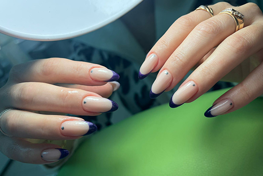 Маникюр «все включено», педикюр, наращивание ногтей, оформление, окрашивание и ламинирование бровей