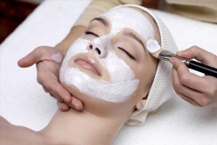 Чистка лица, процедуры ухода по лицу,  альгинатные маски в косметологическом кабинете Елены Бредихиной 