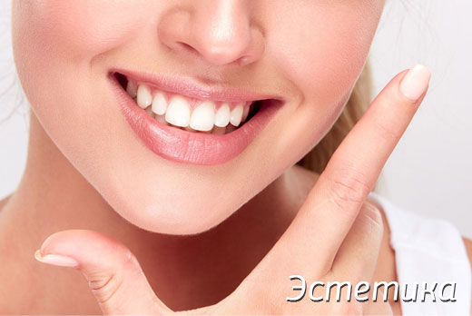 Профессиональная чистка зубов со скидкой до 70% в Эстетика Dental Clinic